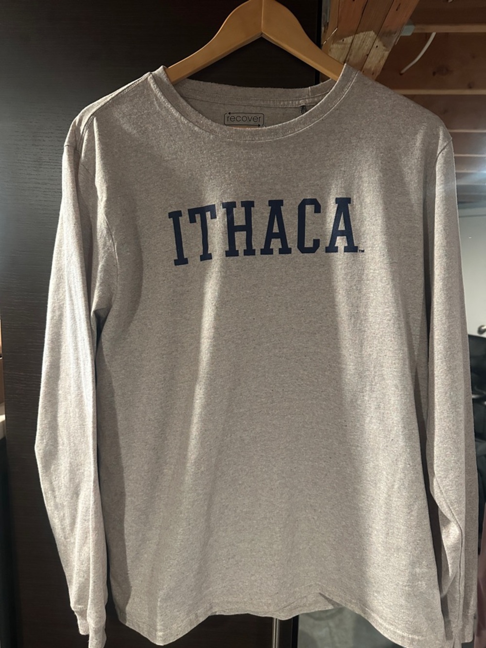 Unisex Ithaca Crew Neck Long sleeve shirt